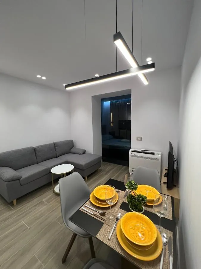 Deluxe Apartment Bllok Tirana Albania