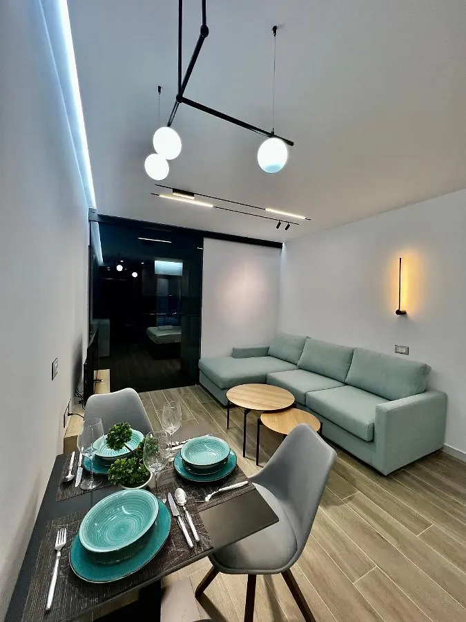 Deluxe Apartment Bllok location