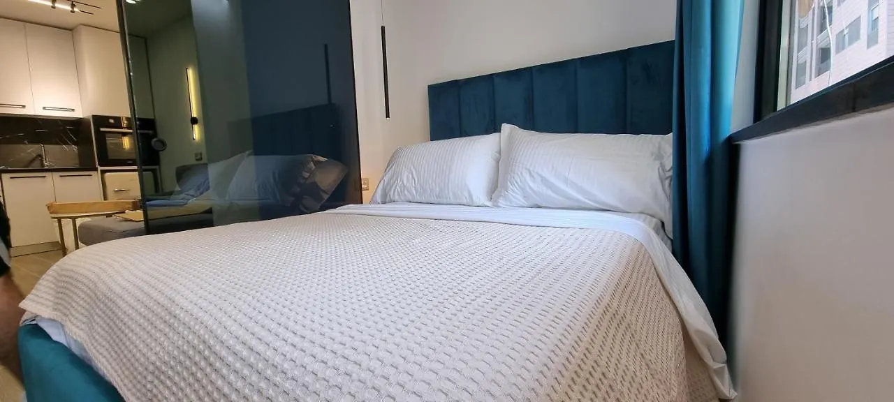 Deluxe Apartment Bllok Tirana